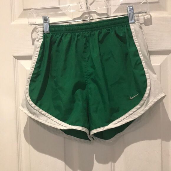 Nike green athletic drawstring elastic shorts SZ S - Picture 1 of 6